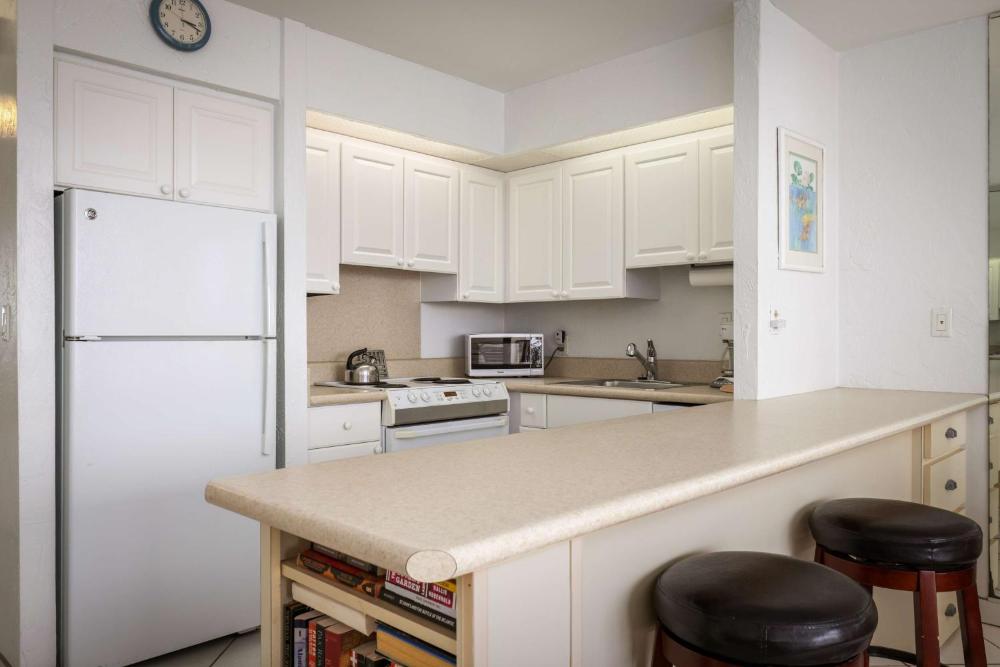 Oceanfront Studio interior
